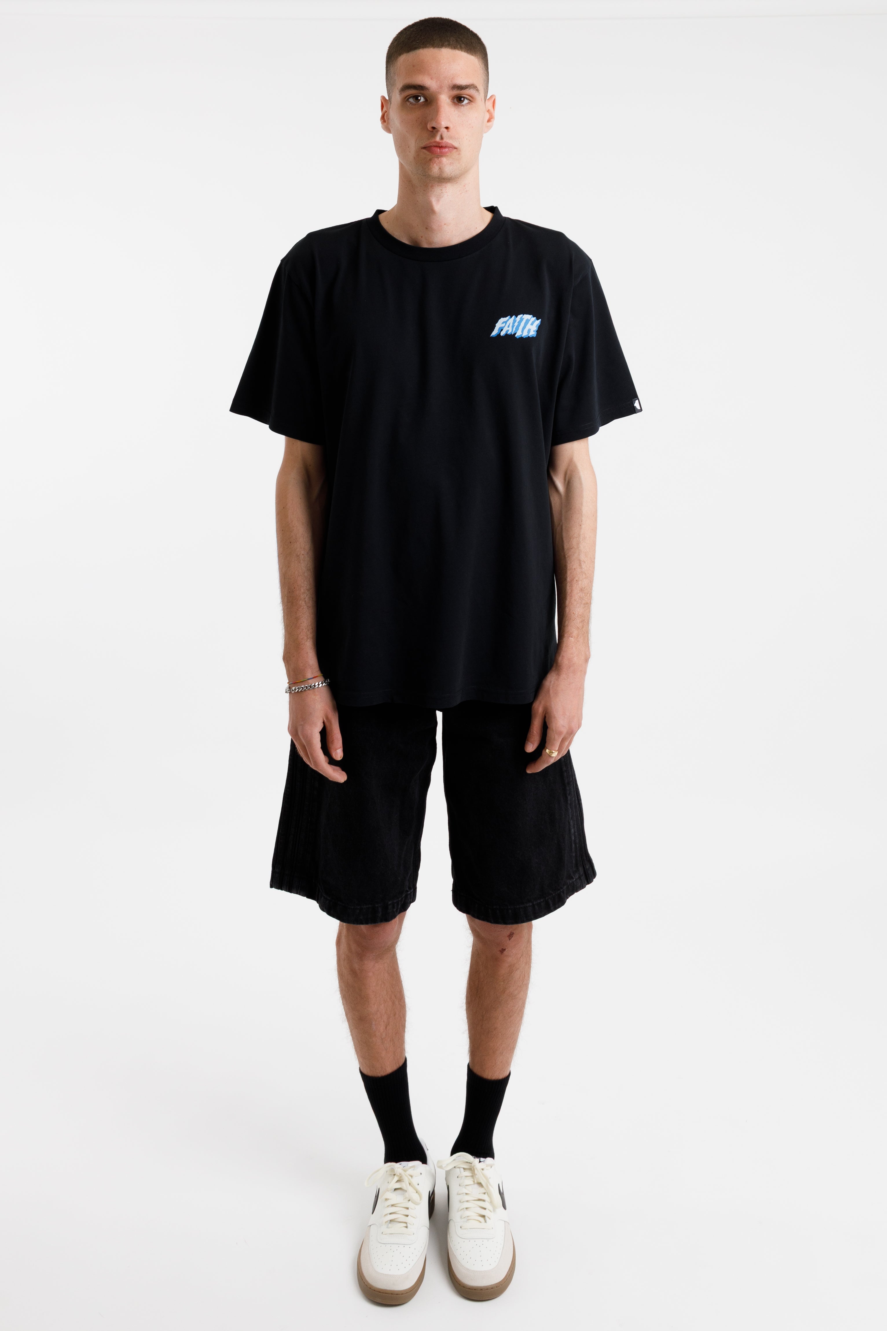 CAMISETA THUNDER - NEGRA