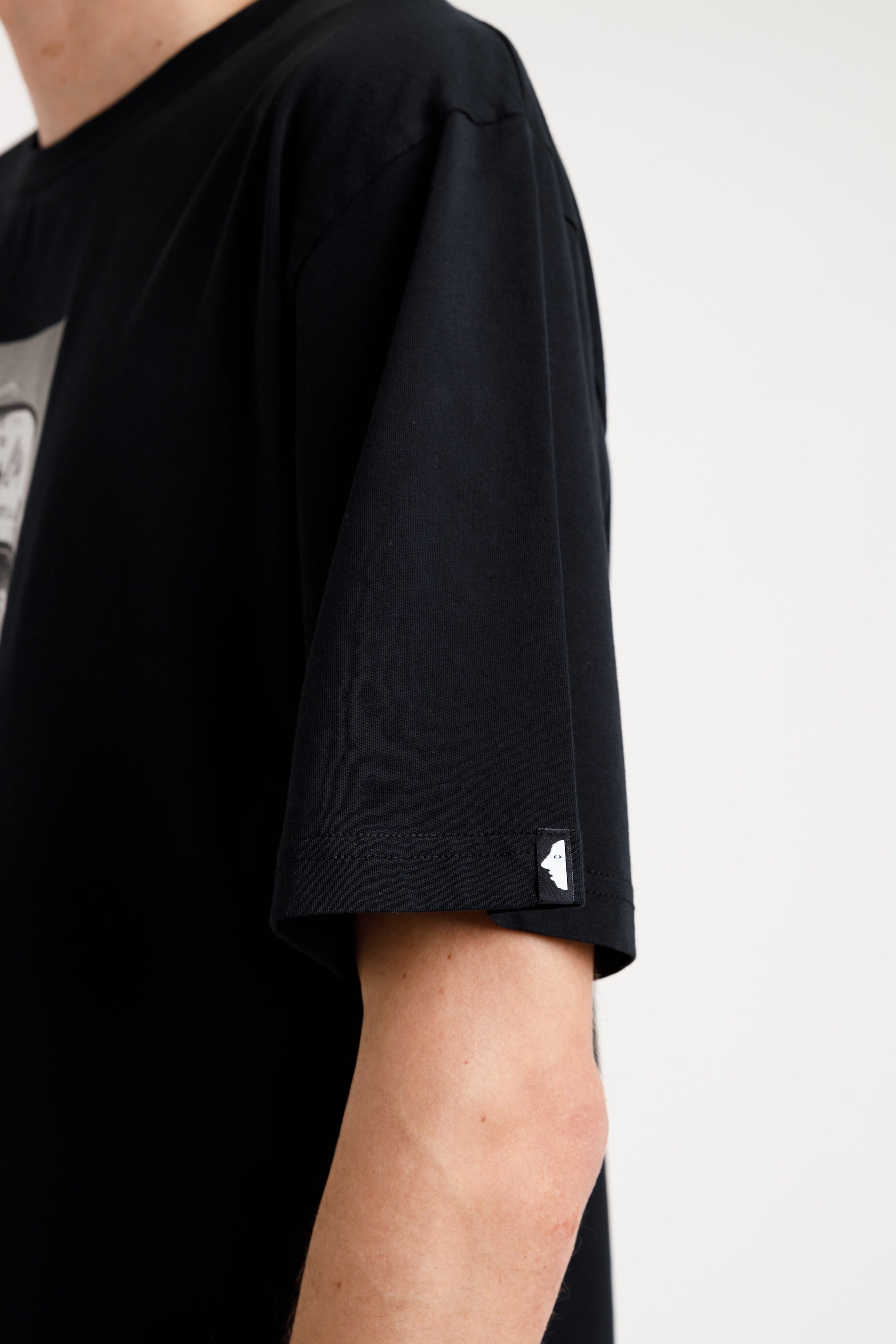 WATER TANK TEE - NEGRO