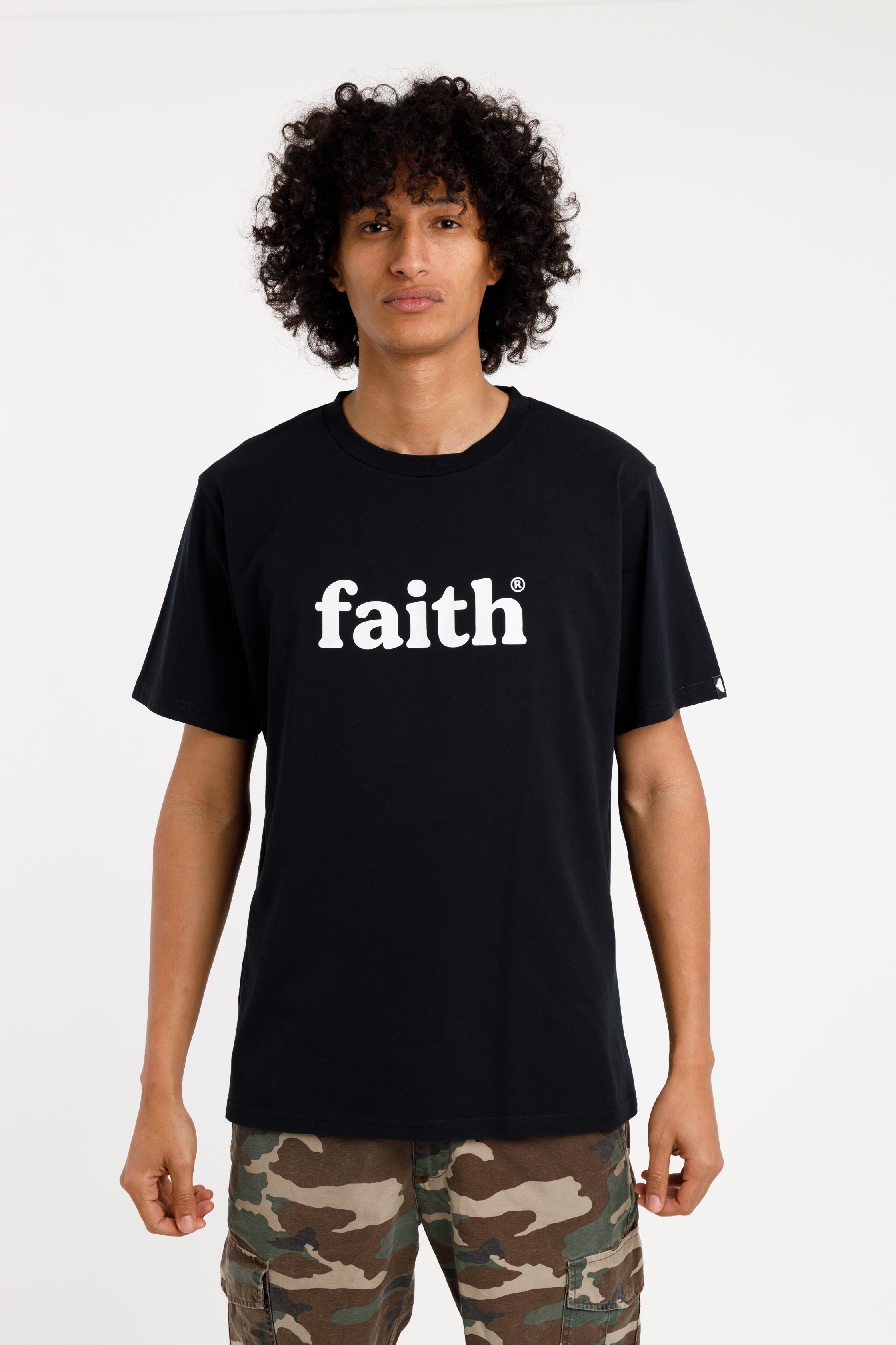 FAITH TEE - NEGRO