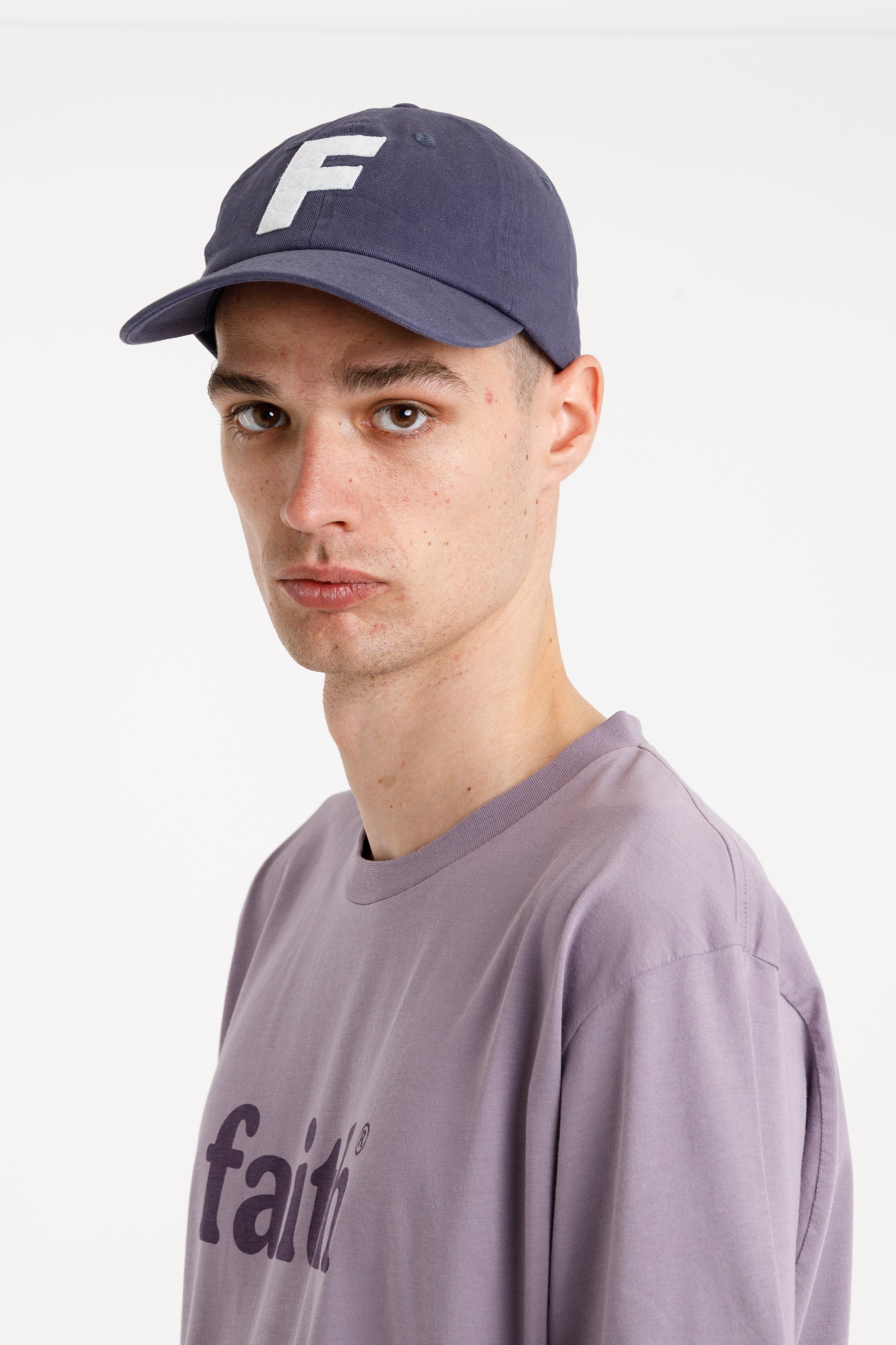 "F" BASEBALL CAP - AZUL NAVY