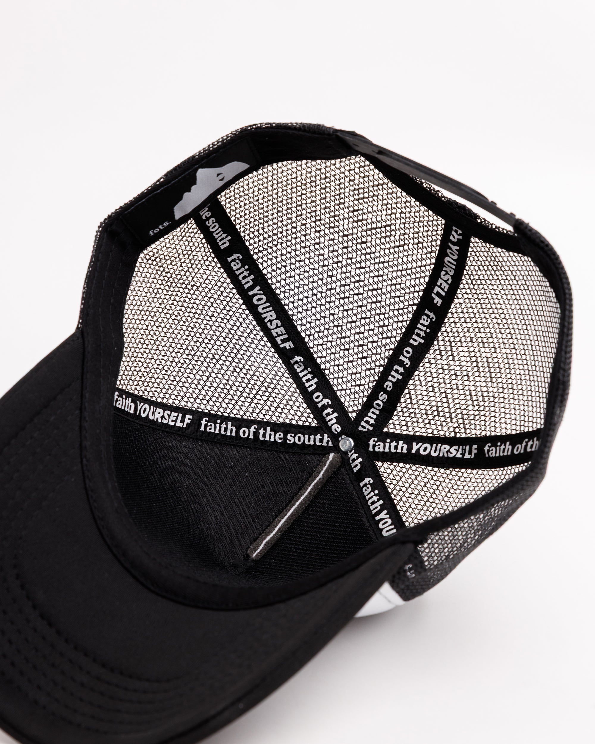 STANDARD OF THE WORLD TRUCKER CAP