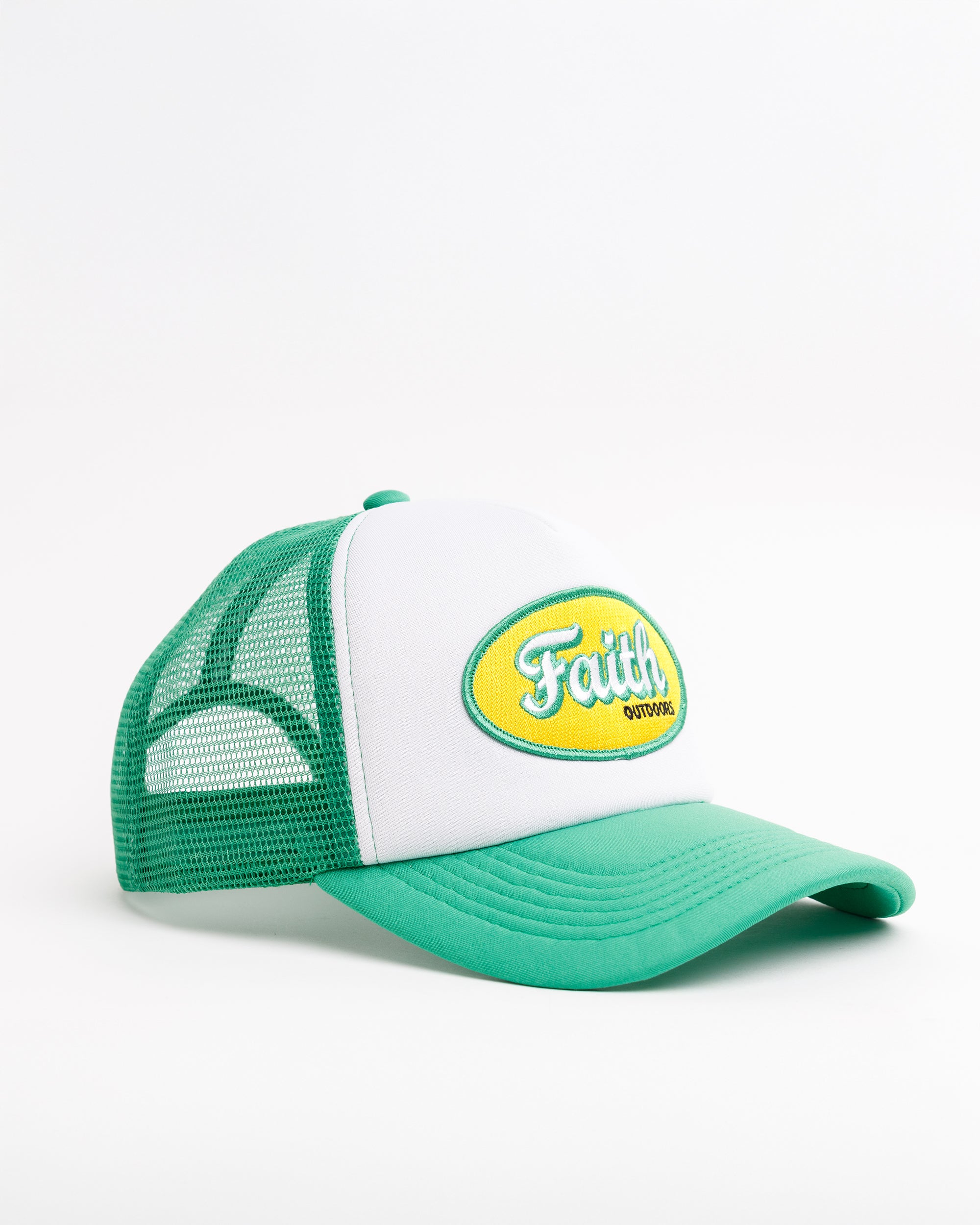OUTDOORS TRUCKER CAP